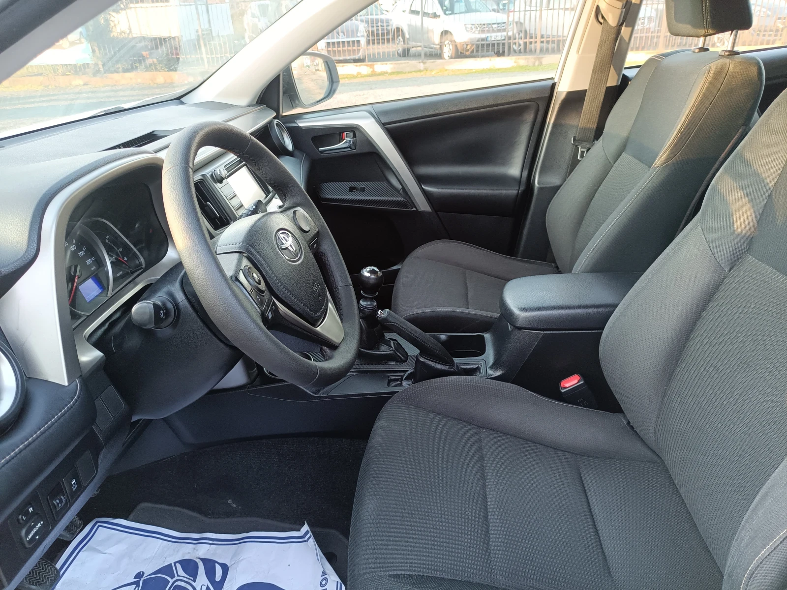 Toyota Rav4 2.0.  124 | Mobile.bg � ����������� 9