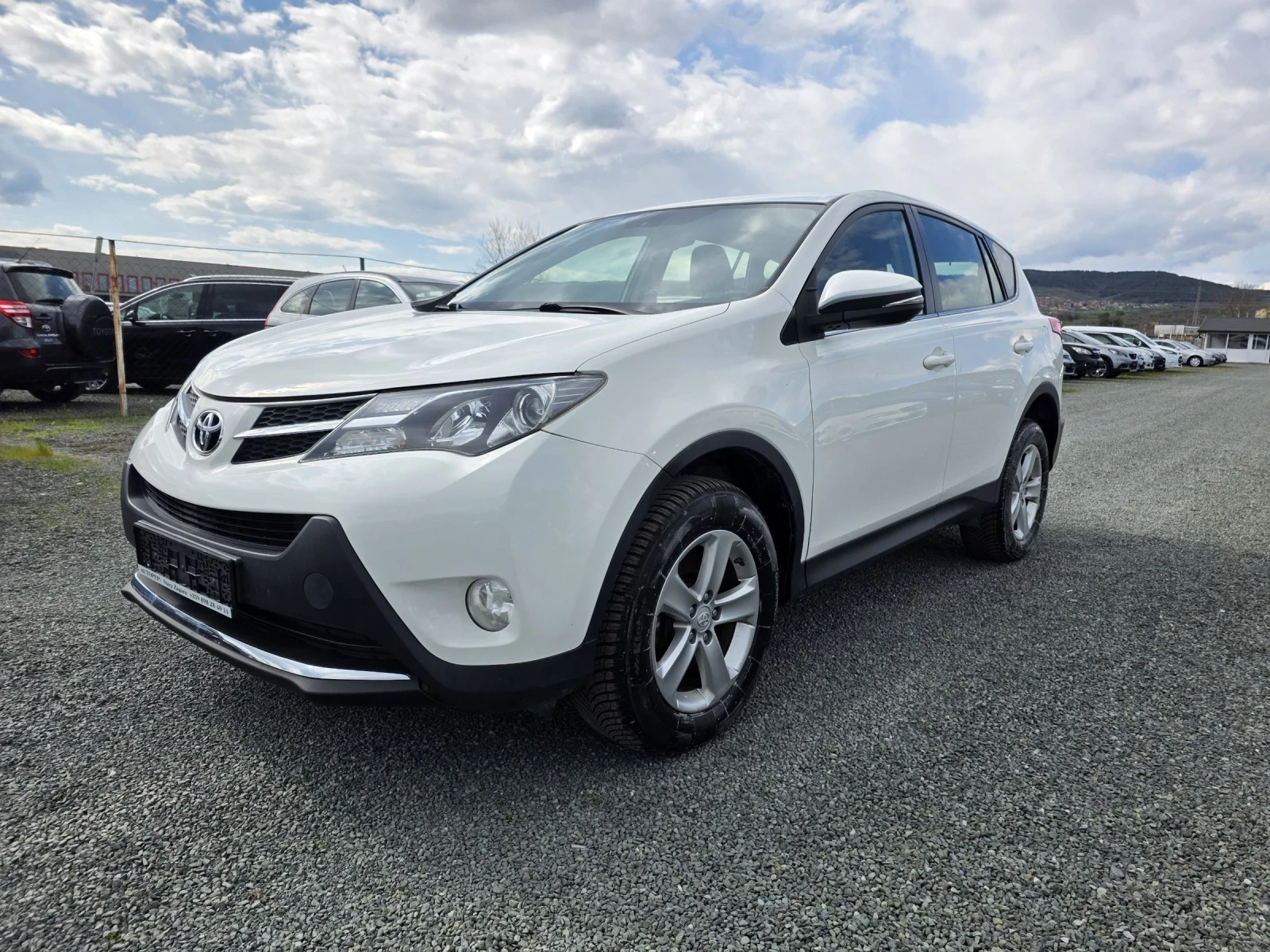 Toyota Rav4 2.0.  124