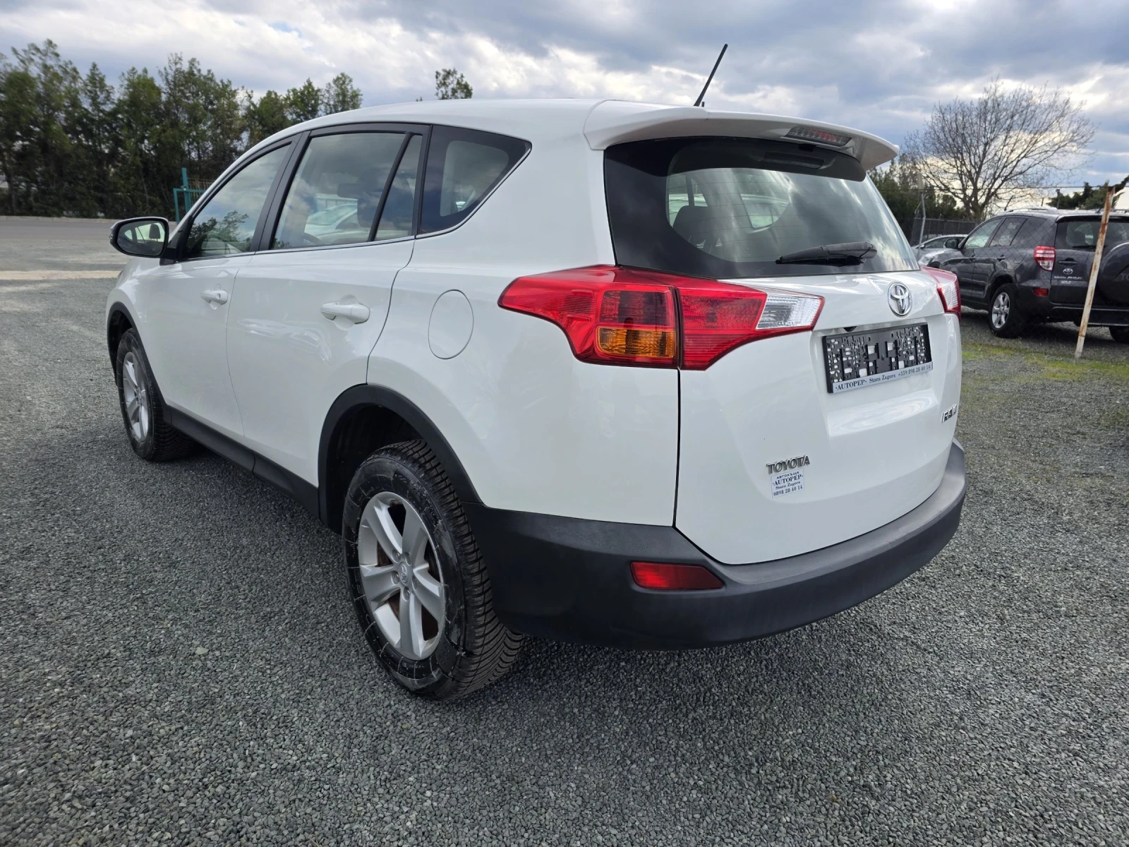 Toyota Rav4 2.0.  124, снимка 7 - Автомобили и джипове - 53801526