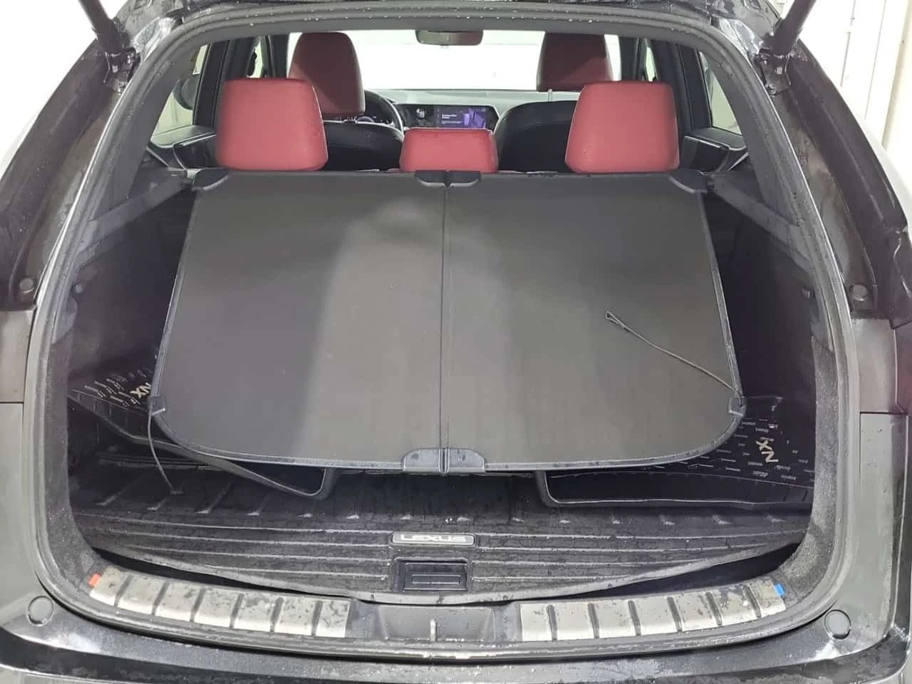 Lexus NX 350H  CARFAX, снимка 13 - Автомобили и джипове - 53899332