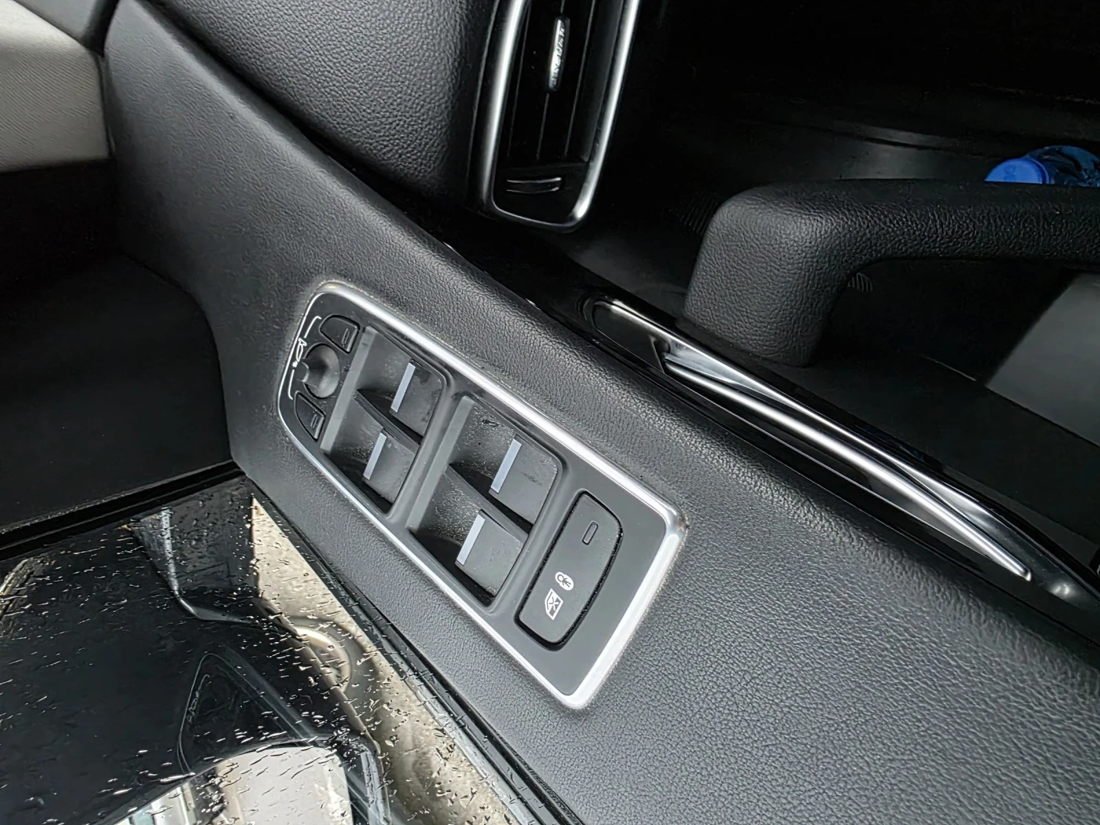 Jaguar F-PACE, снимка 14 - Автомобили и джипове - 54197336