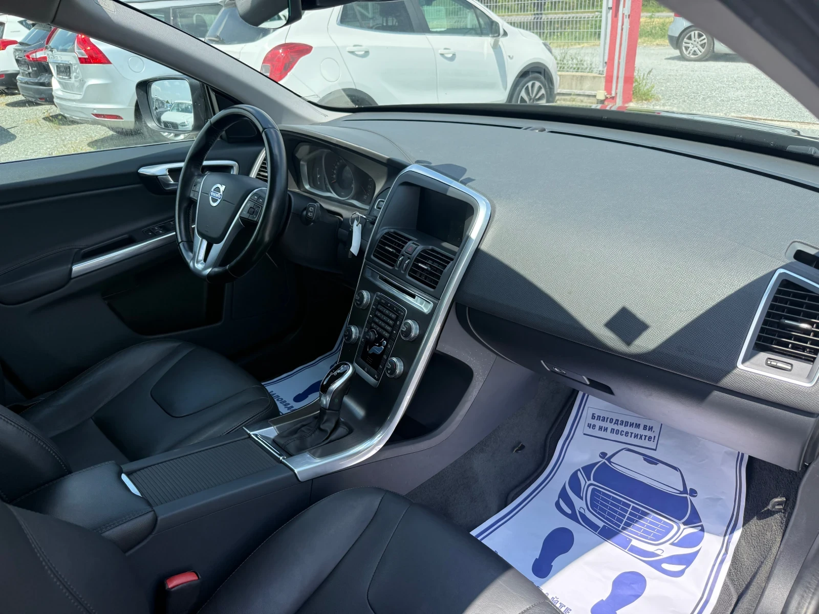 Volvo XC60 (KATO НОВА), снимка 15 - Автомобили и джипове - 54256443