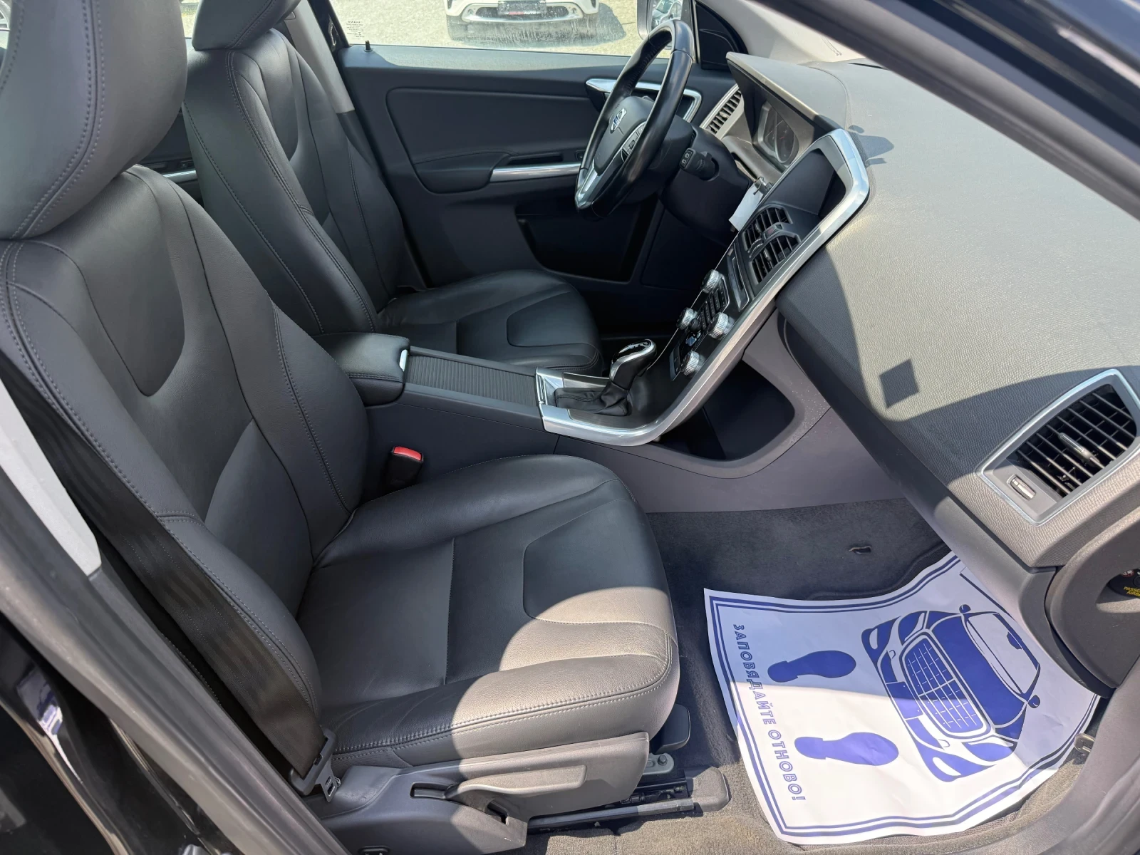 Volvo XC60 (KATO НОВА), снимка 14 - Автомобили и джипове - 54256443