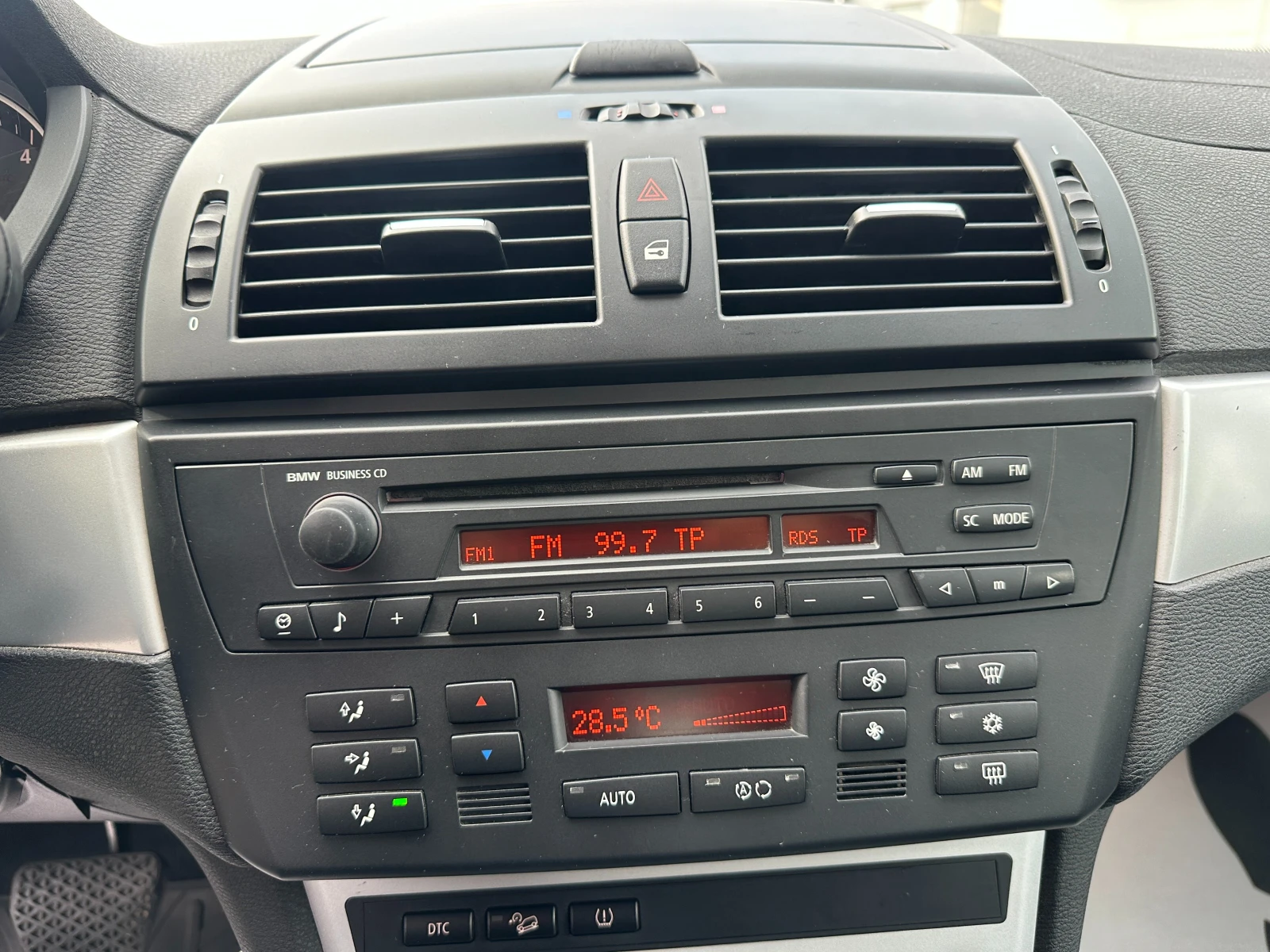 BMW X3, снимка 13 - Автомобили и джипове - 54301818