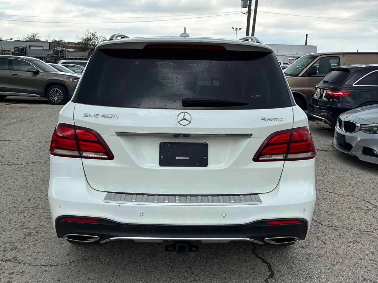 Mercedes-Benz GLE 400 * ДИСТРОНИК* 360 * ГЛАВНО ПРЕДСТАВИТЛСТВО НА BMW* , снимка 5 - Автомобили и джипове - 54673186