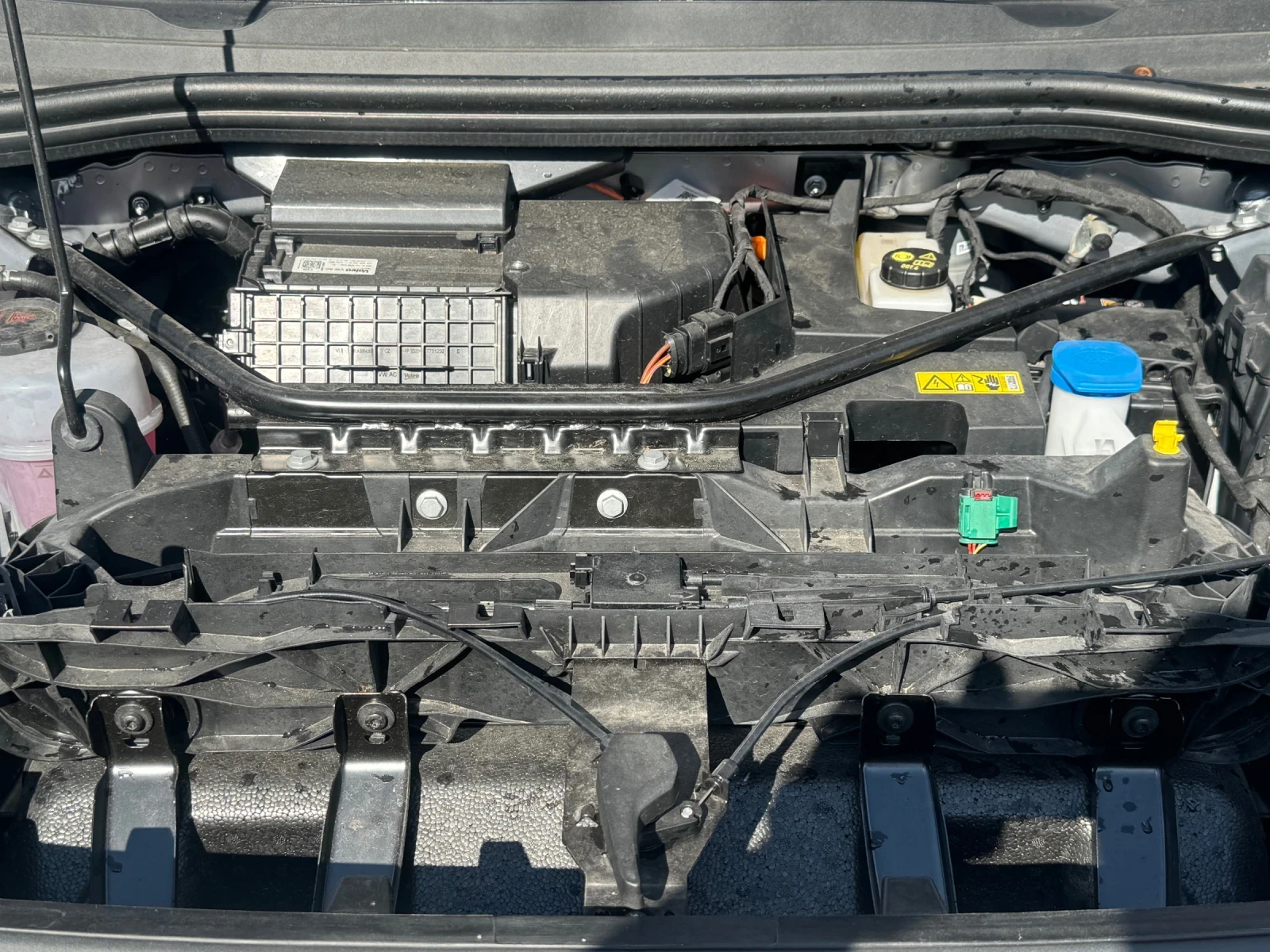 Audi Q4 45 e-tron QUATTRO HEAD-UP, снимка 12 - Автомобили и джипове - 55240943