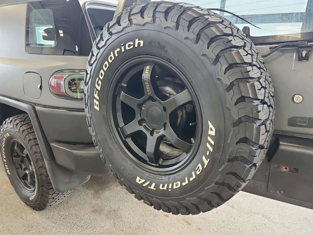 Toyota Fj cruiser * S * CARFAX * ФИНАНСИРАНЕ* КЛИП, снимка 14 - Автомобили и джипове - 55544665