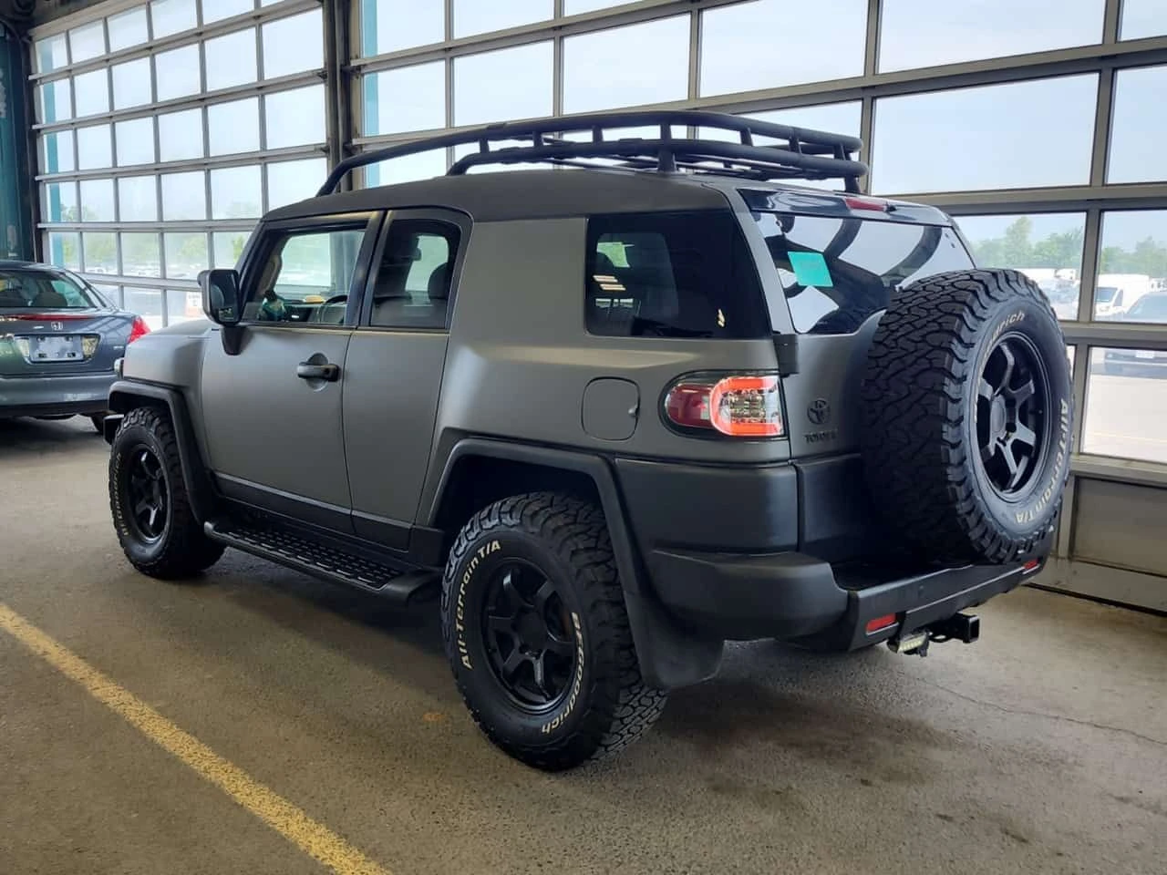 Toyota Fj cruiser * S * CARFAX * ФИНАНСИРАНЕ* КЛИП, снимка 4 - Автомобили и джипове - 55544665