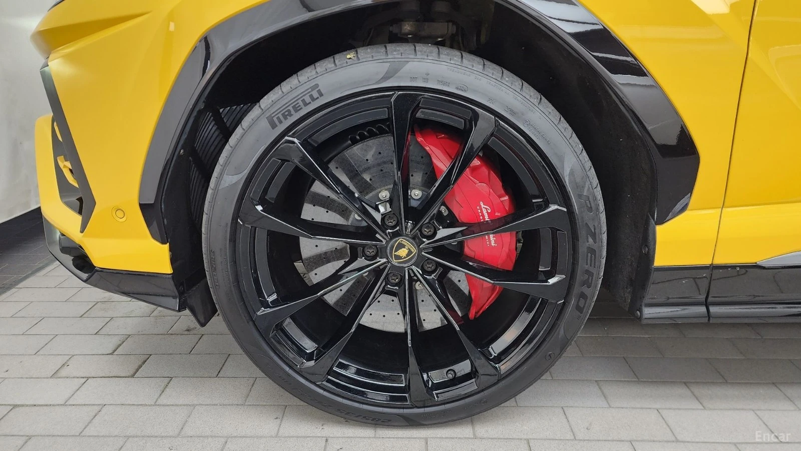 Lamborghini Urus * FULL* MAX* KEYLESS* Camera* ПОДГРЕВ* LED* , снимка 5 - Автомобили и джипове - 55571380