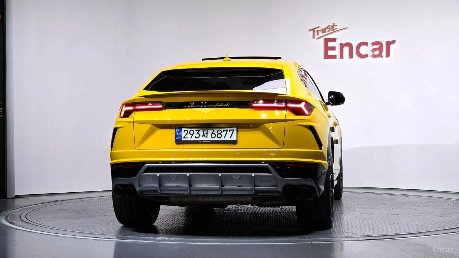 Lamborghini Urus * FULL* MAX* KEYLESS* Camera* ПОДГРЕВ* LED* , снимка 4 - Автомобили и джипове - 55571380