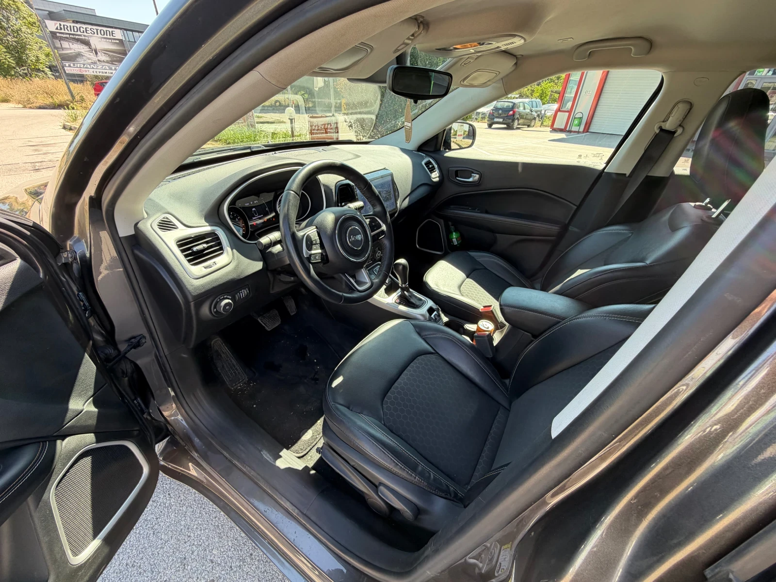 Jeep Compass Latitude, снимка 8 - Автомобили и джипове - 55602924