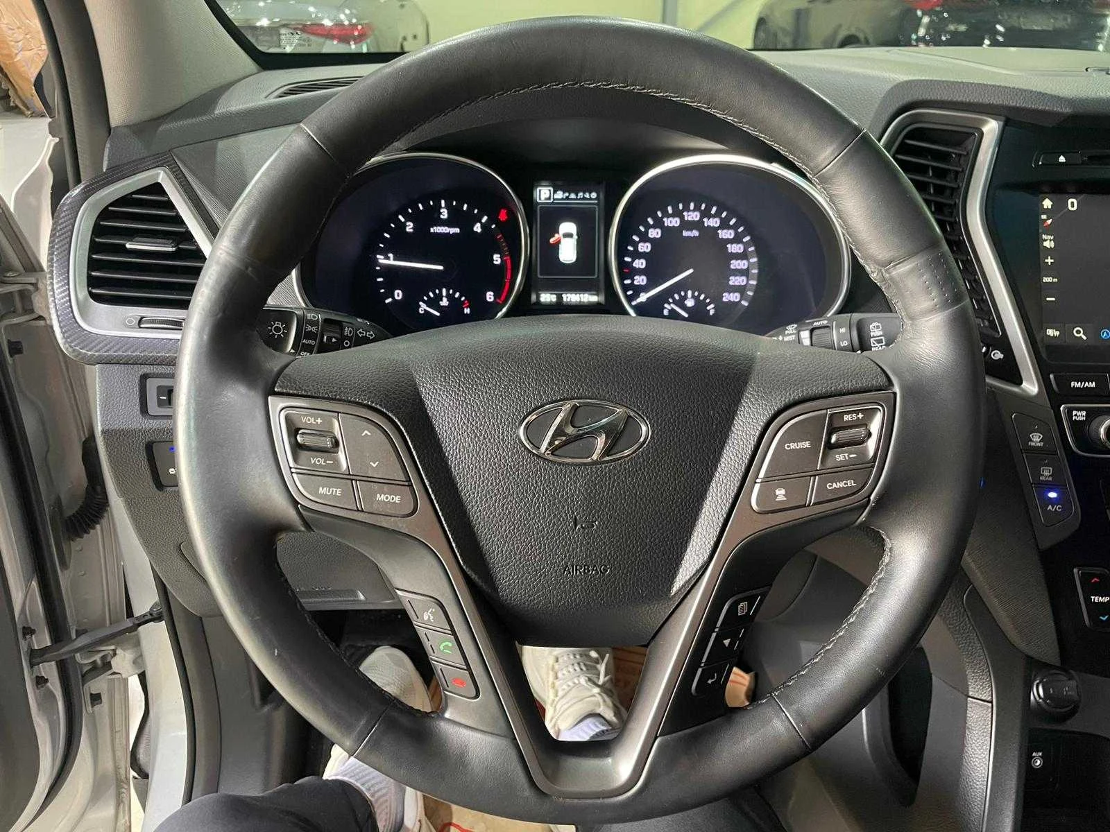 Hyundai Santa fe 2.2D ! 4WD ! 6+ 1 ! Exclusive Special !, снимка 13 - Автомобили и джипове - 56208125