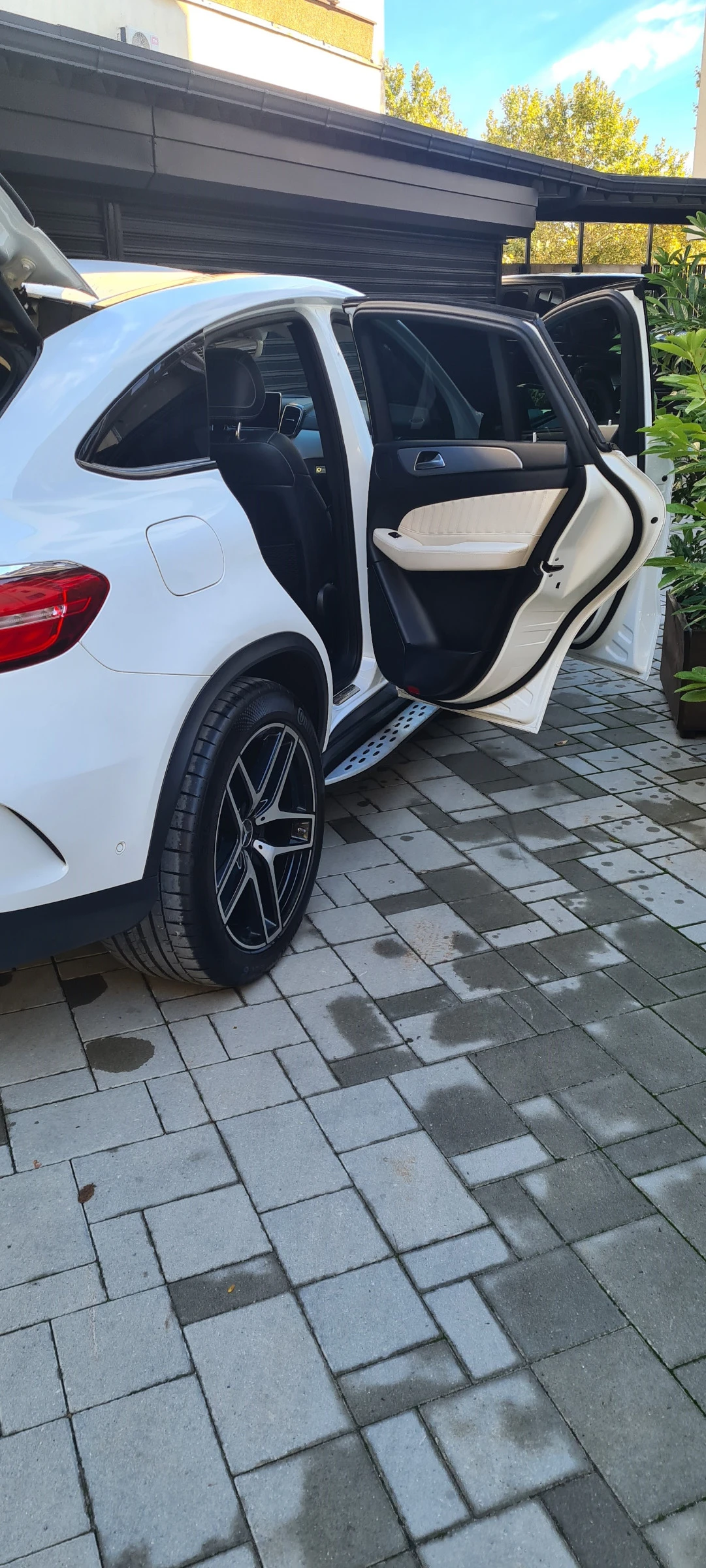 Mercedes-Benz GLE 350 amg, снимка 2 - Автомобили и джипове - 56608124