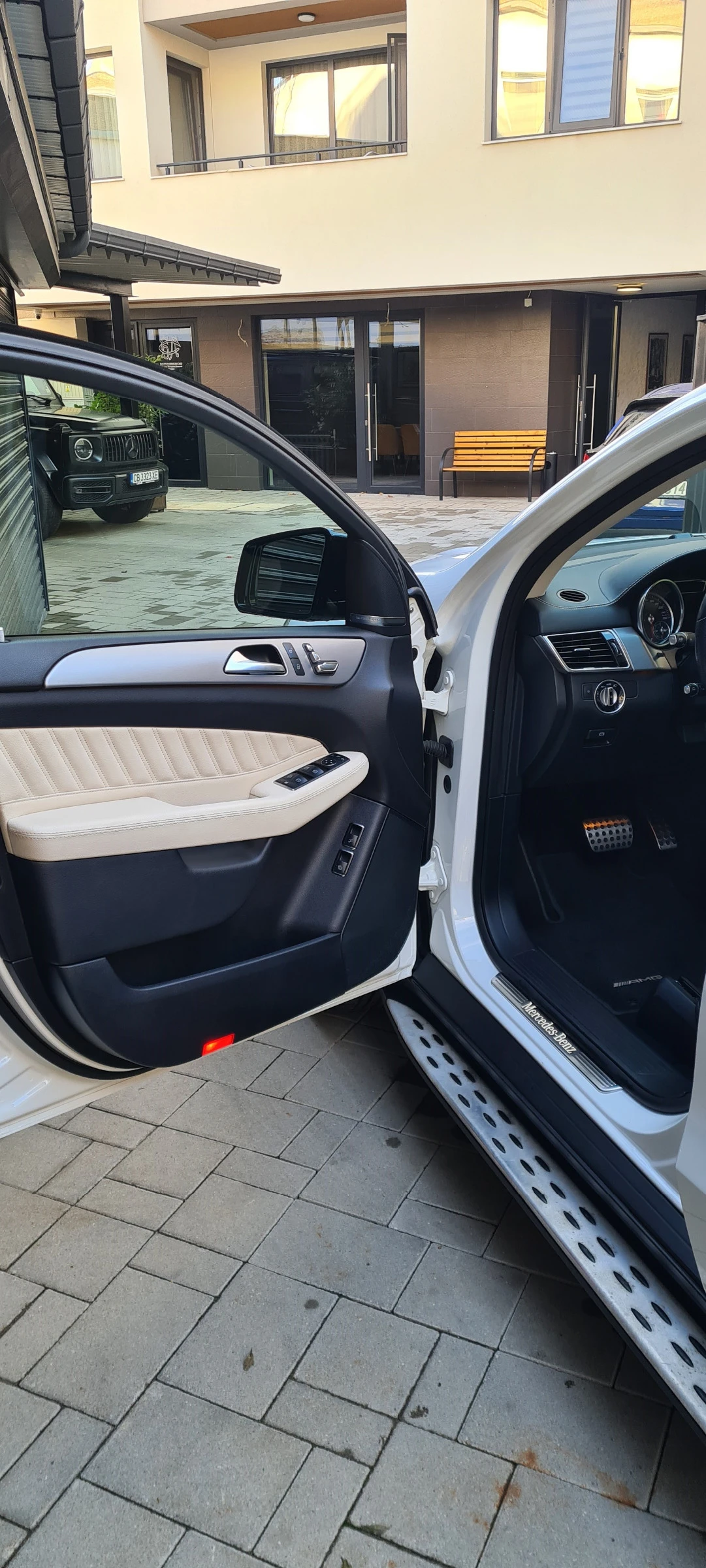 Mercedes-Benz GLE 350 amg, снимка 9 - Автомобили и джипове - 56608124