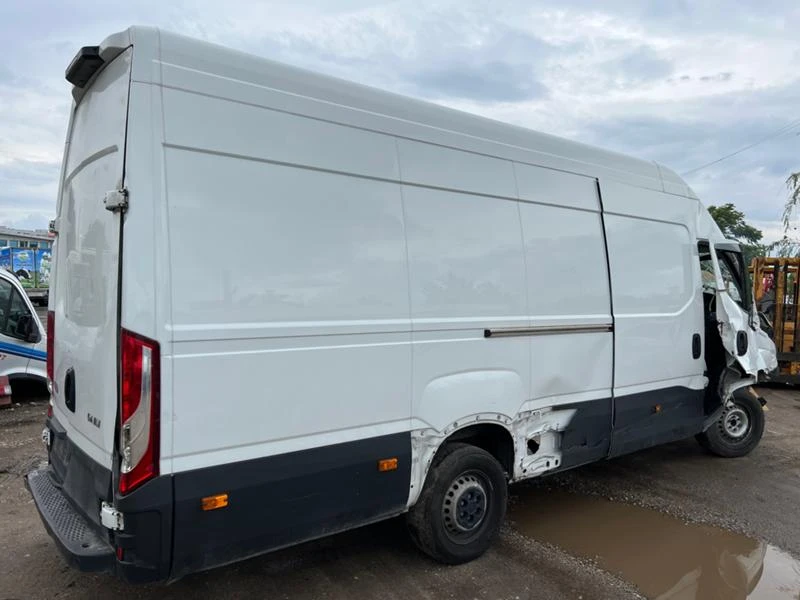 Iveco Daily 35s16 , снимка 10 - Бусове и автобуси - 48953241