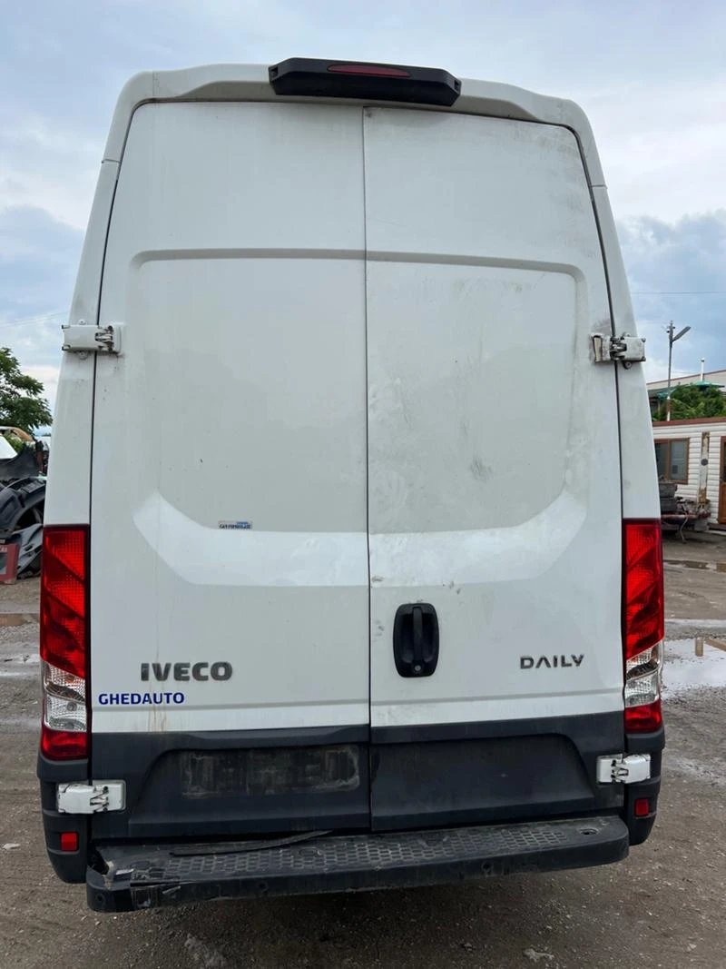 Iveco Daily 35s16 , снимка 9 - Бусове и автобуси - 48953241