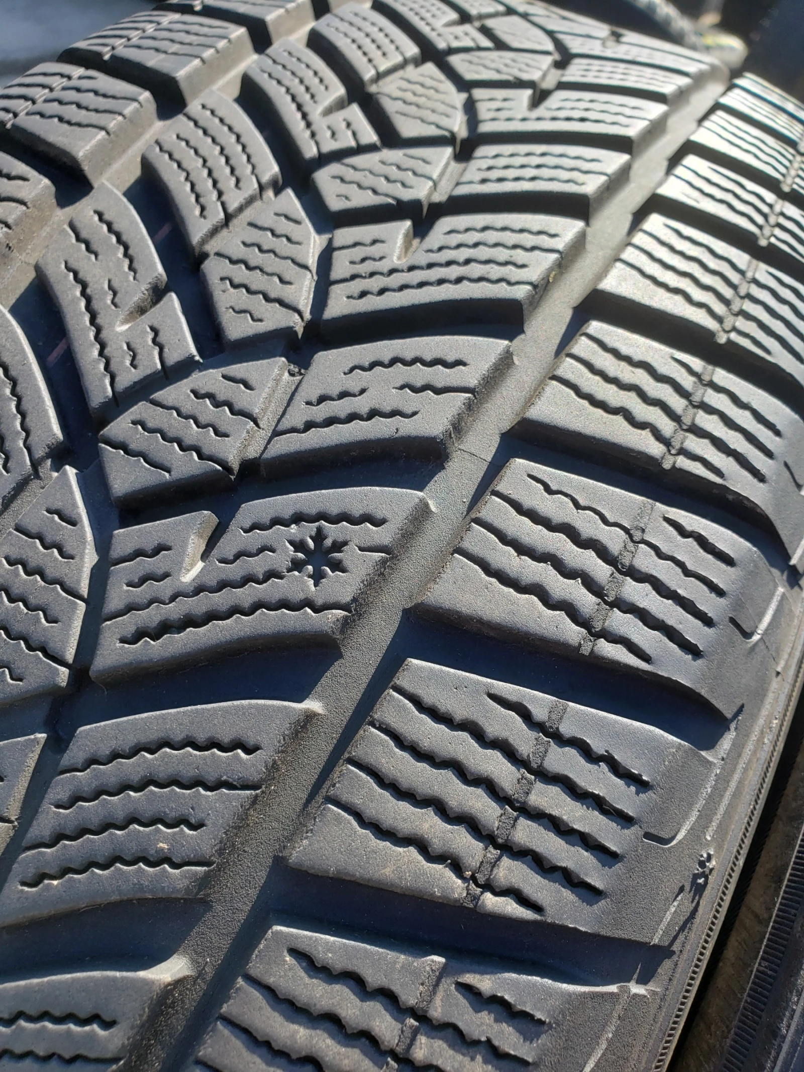 ���� 215/65R17 | Mobile.bg � ����������� 5