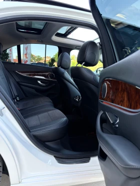 Mercedes-Benz E 220 PANORAMA DIGITAL, снимка 11