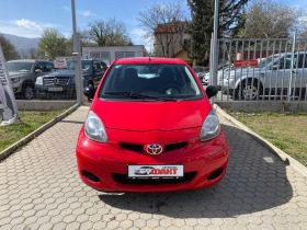 Toyota Aygo 1.0VVT-i/РЕАЛНИ КМ ! ! ! , снимка 2 - Автомобили и джипове - 44937108