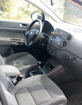 VW Golf Plus - 3850 лв. / 1968.47 € - 74420602 5