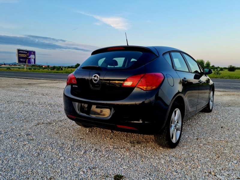 Opel Astra 1.6i Metan Evro 5 , снимка 7 - Автомобили и джипове - 33611712