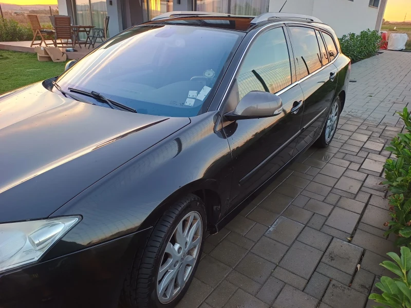 Renault Laguna, снимка 8 - Автомобили и джипове - 47392429