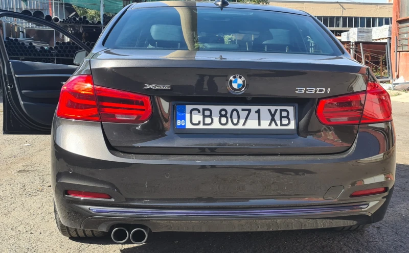 BMW 330 xDrive, снимка 6 - Автомобили и джипове - 48140375