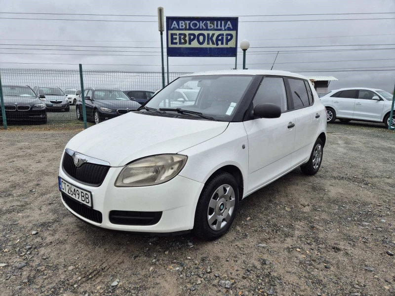 Skoda Fabia 1.2i, снимка 1 - Автомобили и джипове - 47958833