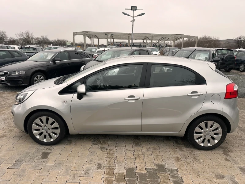 Kia Rio 1.4i , снимка 3 - Автомобили и джипове - 48475036