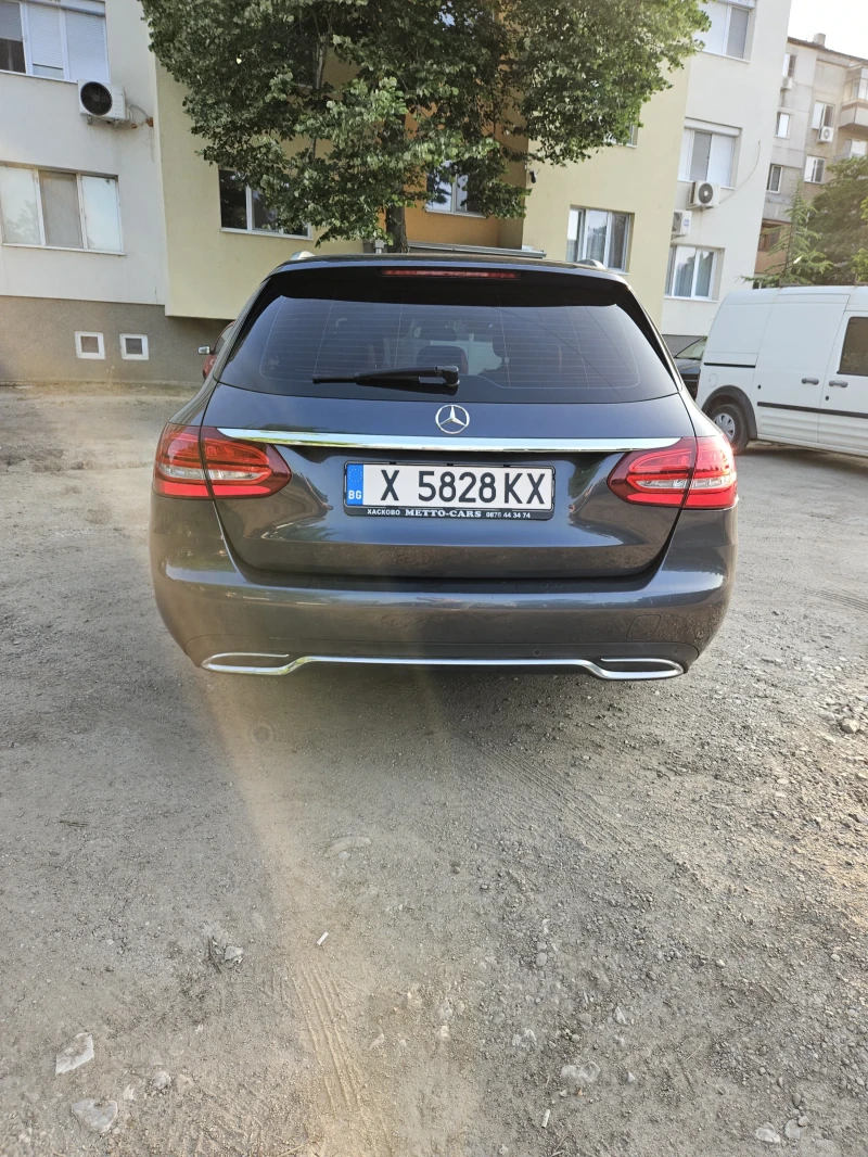 Mercedes-Benz C 220, снимка 4 - Автомобили и джипове - 52413760