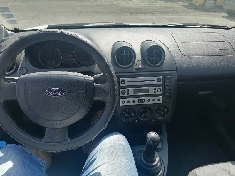 Ford Fiesta 1.4 Duratorq TDCi, снимка 4 - Автомобили и джипове - 52312357