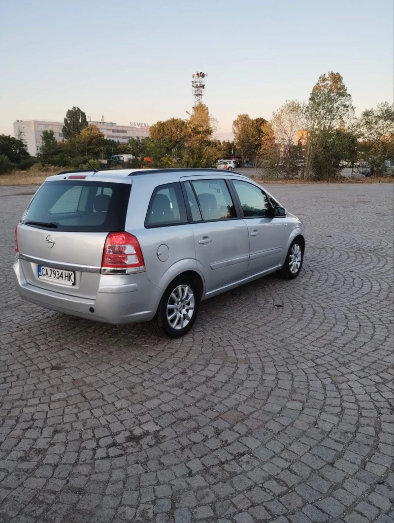 Opel Zafira, снимка 3 - Автомобили и джипове - 51546487