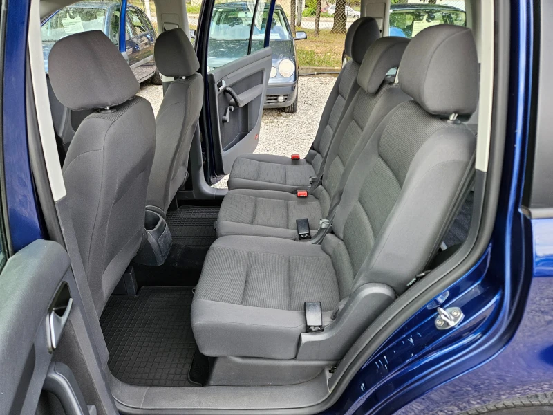 VW Touran 1.9TDI 90кс. FACELIFT 6ск, снимка 10 - Автомобили и джипове - 52001128