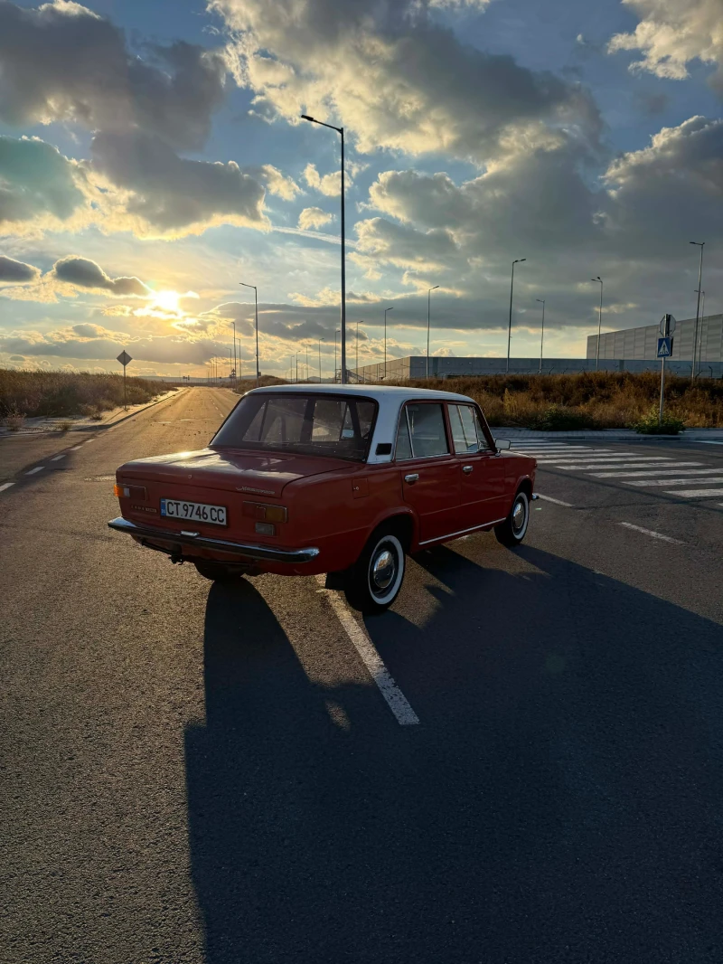 Lada 2101 Жигули, снимка 5 - Автомобили и джипове - 53306970