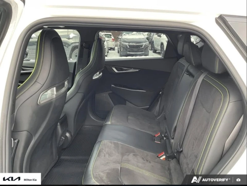 Kia EV6 GT* AWD* CARFAX* АВТО КРЕДИТ* , снимка 10 - Автомобили и джипове - 53371380