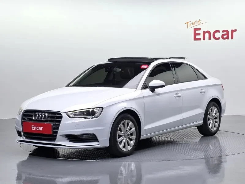 Audi A3 A3 25 Tdi Dynamic 8V, снимка 3 - Автомобили и джипове - 54989399