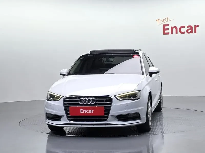 Audi A3 A3 25 Tdi Dynamic 8V, снимка 8 - Автомобили и джипове - 54989399