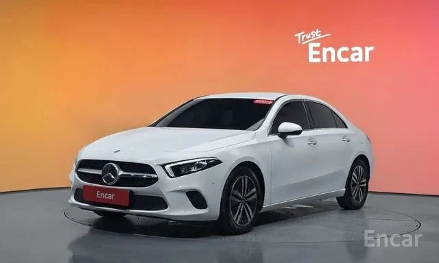 Mercedes-Benz A 220