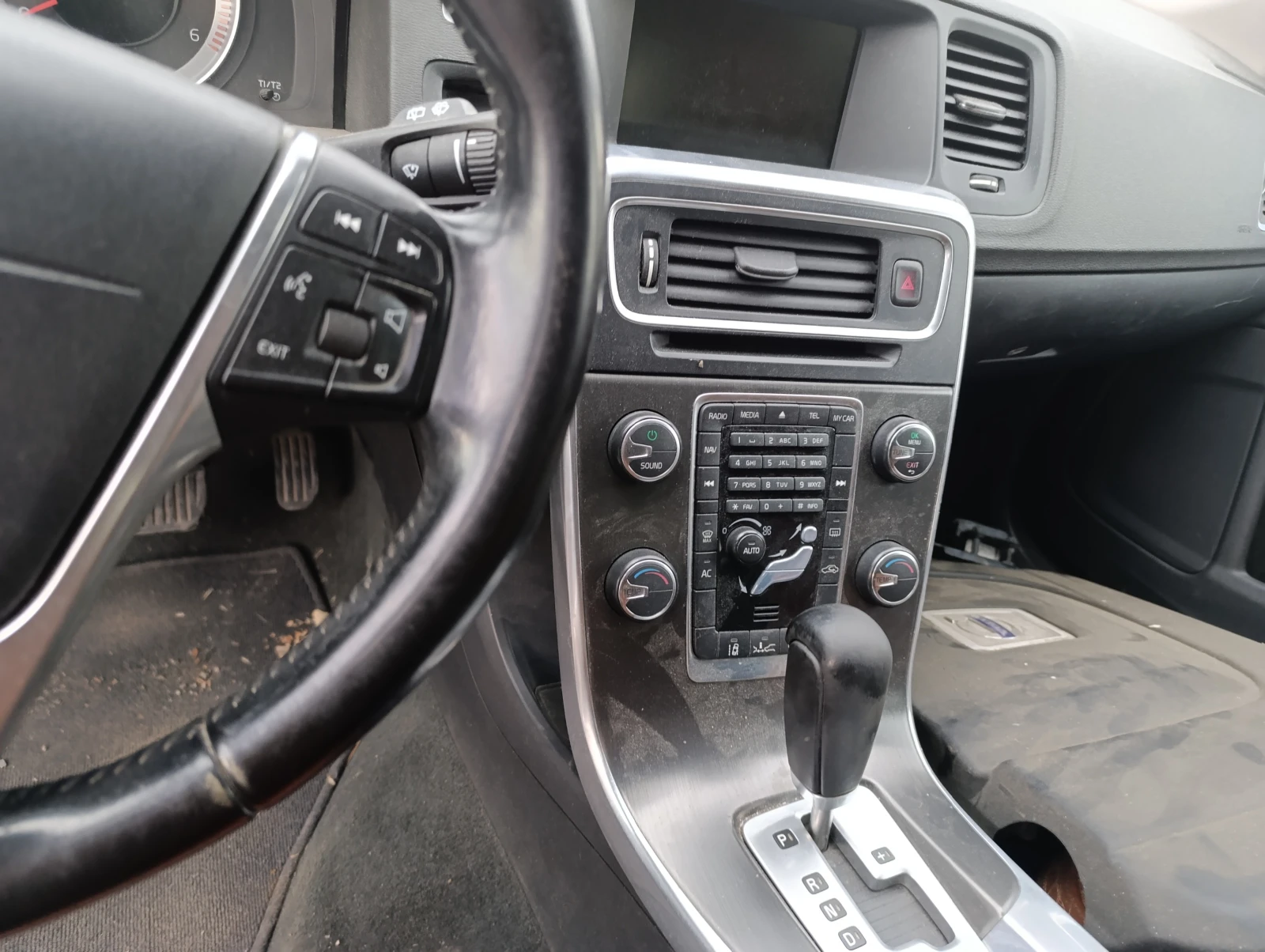 Volvo V60 | Mobile.bg   11