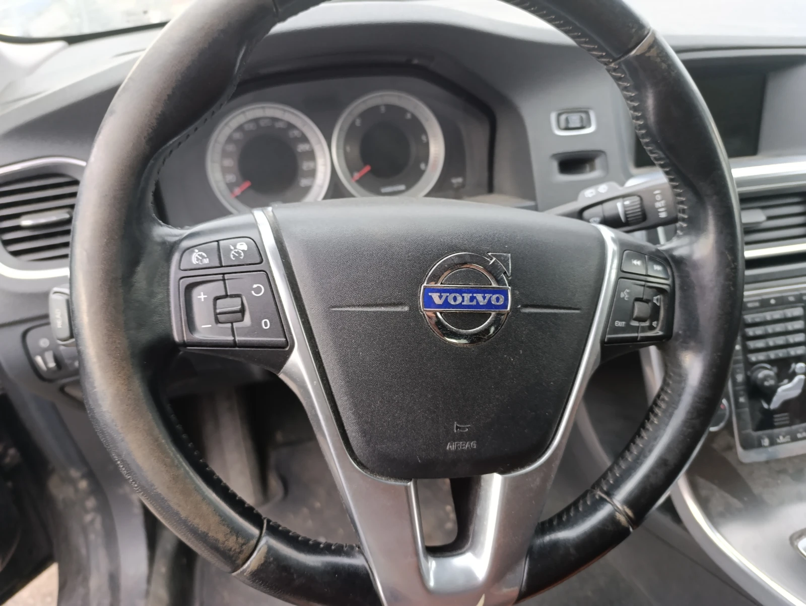 Volvo V60 | Mobile.bg   14