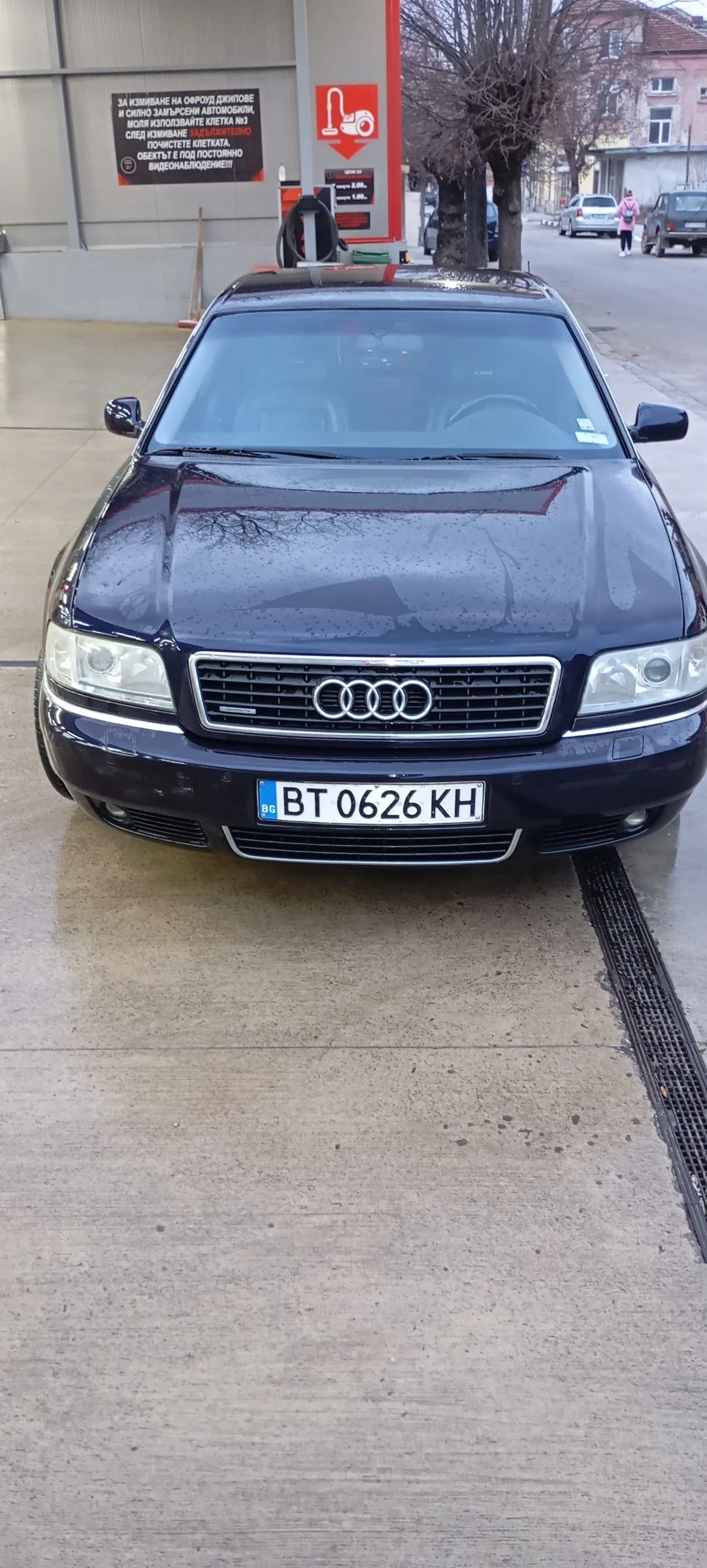 Audi A8 2.8 quattro  - изображение 8