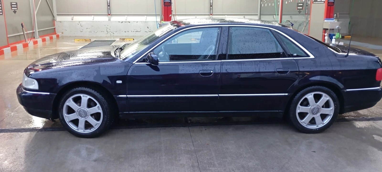 Audi A8 2.8 quattro  - изображение 6