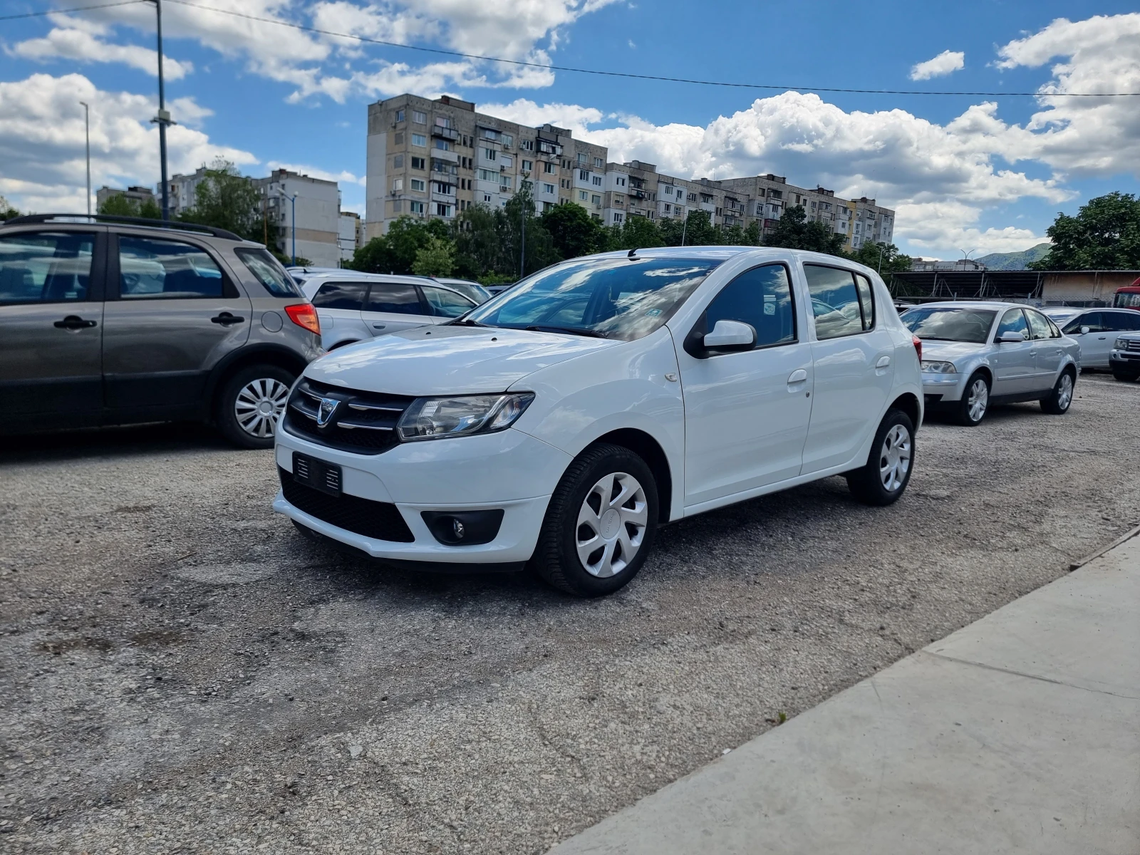 Dacia Sandero 1.5DCI - изображение 3