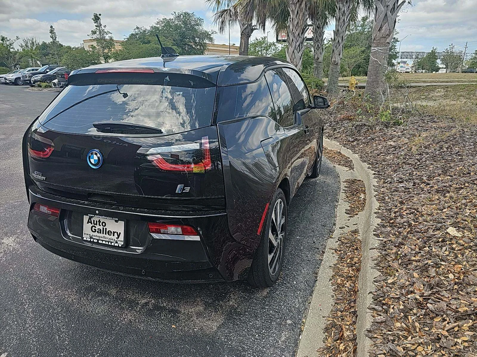 BMW i3 MEGA WORLD* ЦЕНА ДО СОФИЯ!!*  - изображение 4