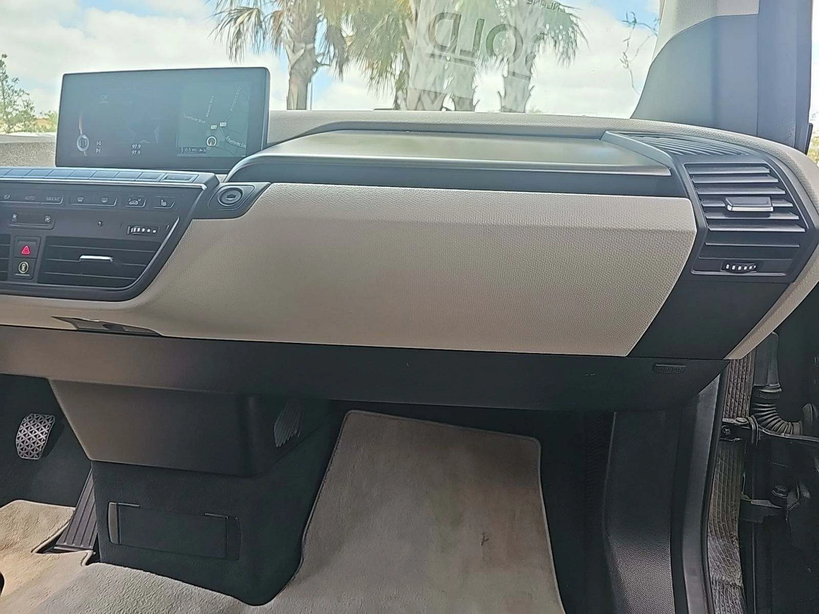 BMW i3 MEGA WORLD* ЦЕНА ДО СОФИЯ!!*  - изображение 7