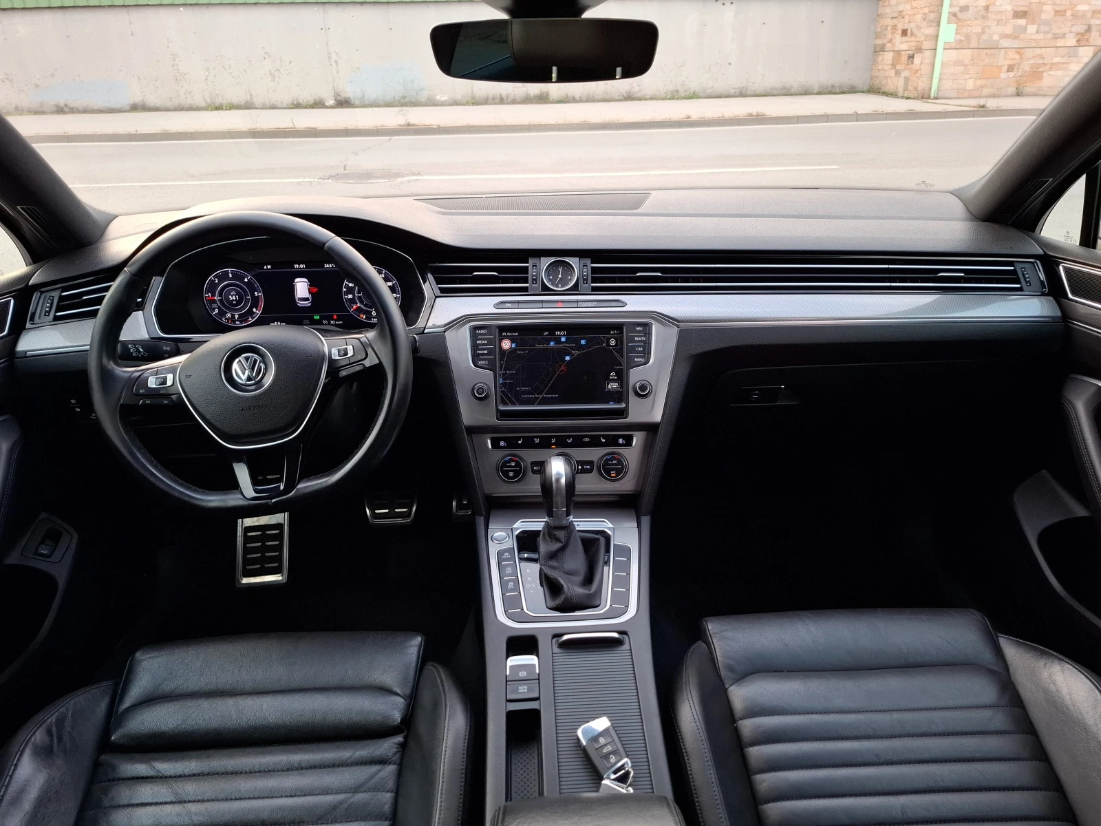 VW Passat 2.0tdi 239ps 4Motion  | Mobile.bg — изображение 11