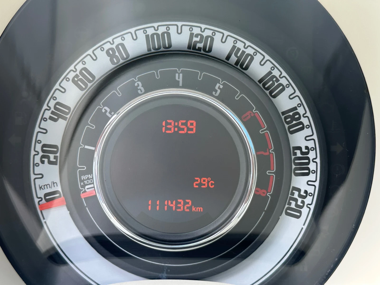Fiat 500 1, 2i* ПАНОРАМА* КОЖА* КЛИМАТИК* 16   - изображение 5