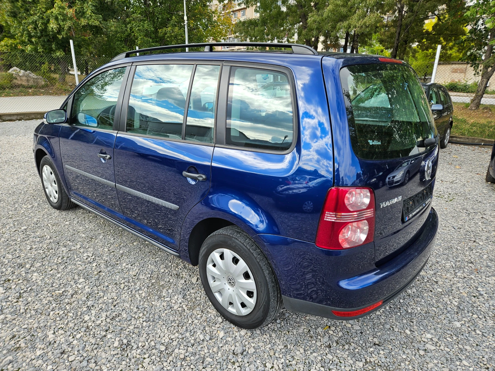 VW Touran 1.9TDI 90кс. FACELIFT 6ск - изображение 5