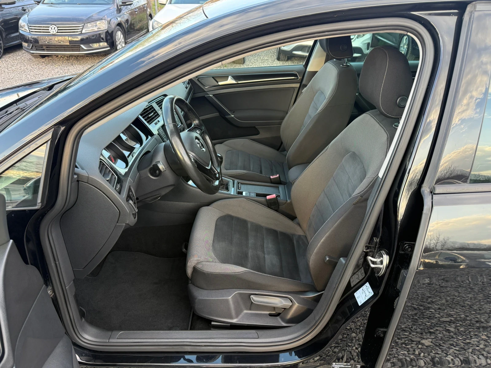 VW Golf Vll 2.0 TDI (150hp)Highline/Hatchback/Euro 5B/NAVI | Mobile.bg � ����������� 11