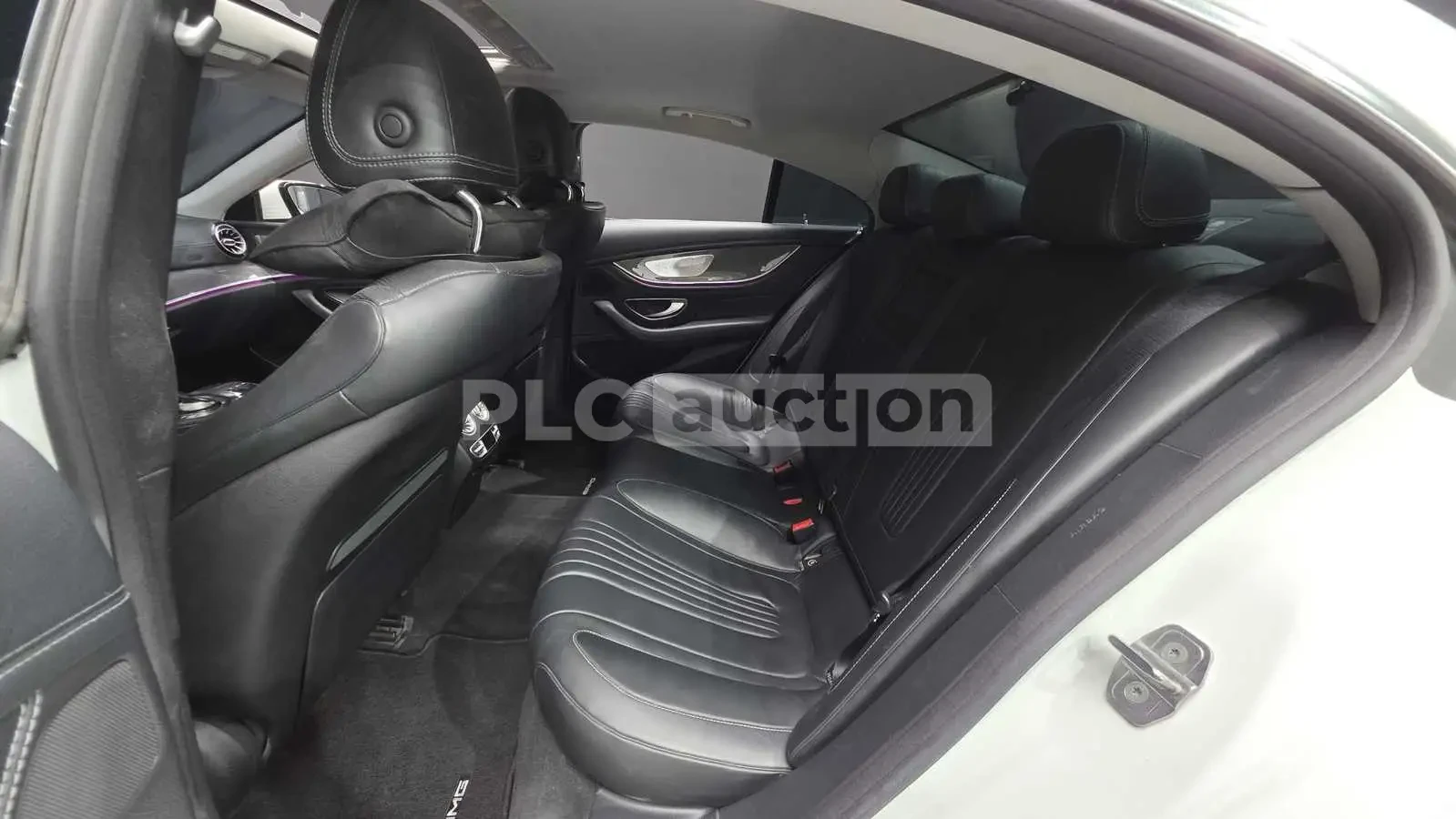 Mercedes-Benz CLS 400 d 4MATIC AMG 360CAM| BURMESTER| DIST| ТЕХНОТЕСТ, снимка 13 - Автомобили и джипове - 54518960